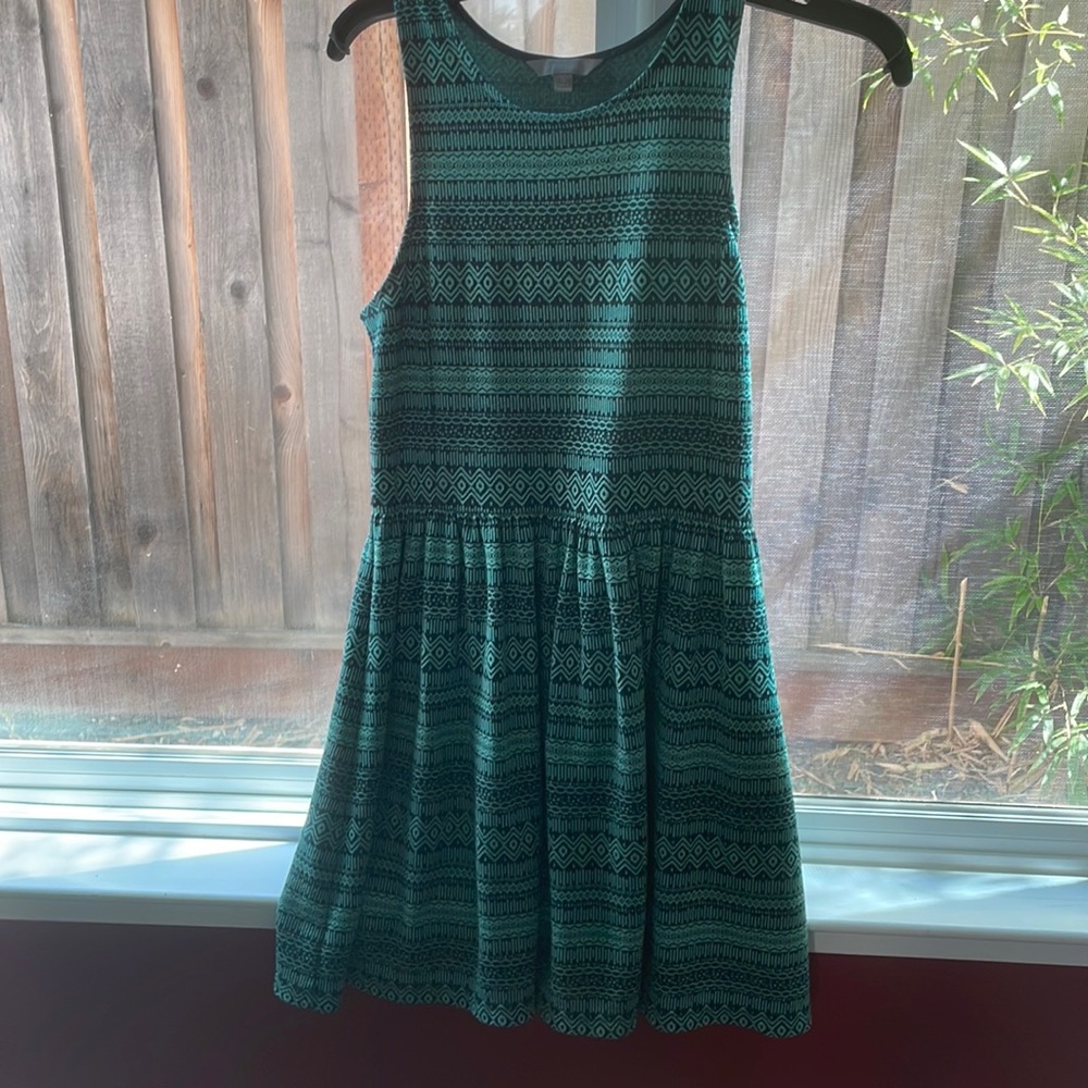 GREAT QUALITY blue and green patterned women’s medium dress